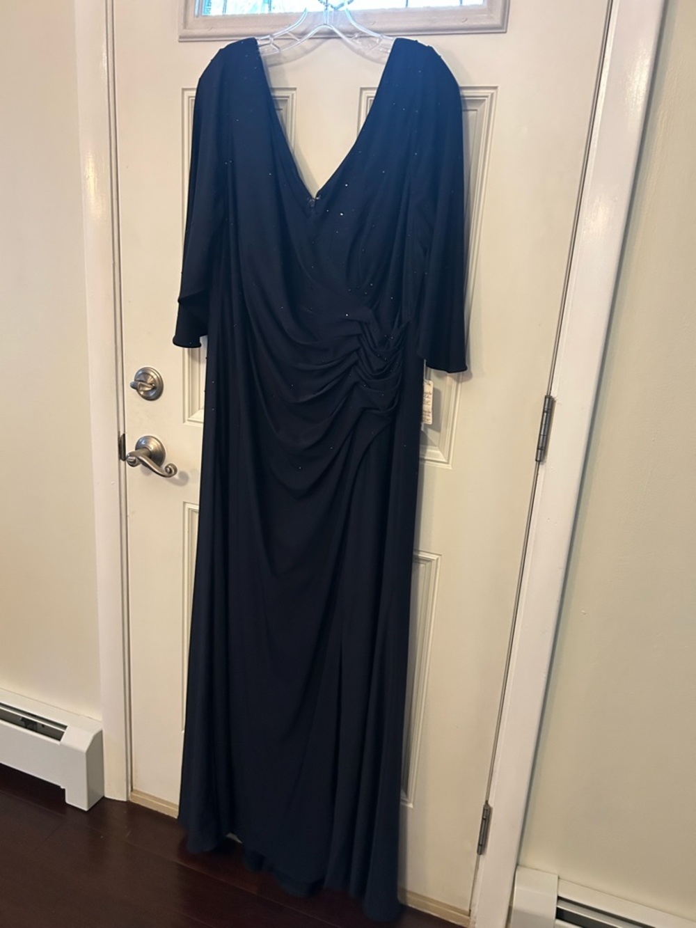Elegant Navy Blue 3/4 Long-Sleeve Draped Evening Gown - Picture 3 of 8